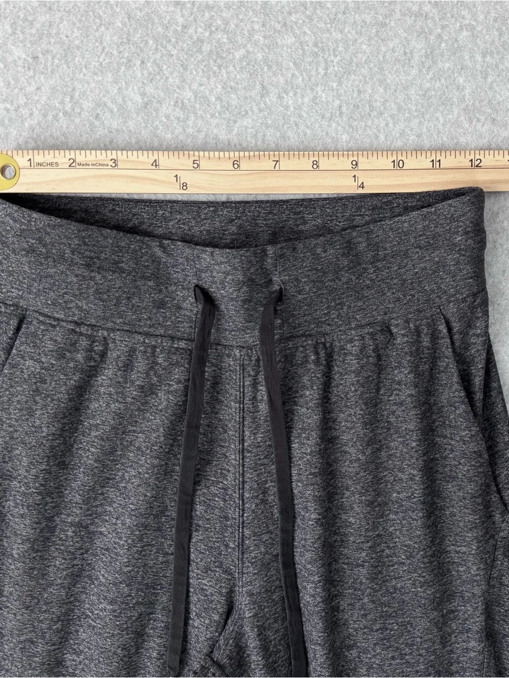 Lululemon Jogger Pants Size 4 Gray W6BYMS Ready to Rulu High Rise Cropped